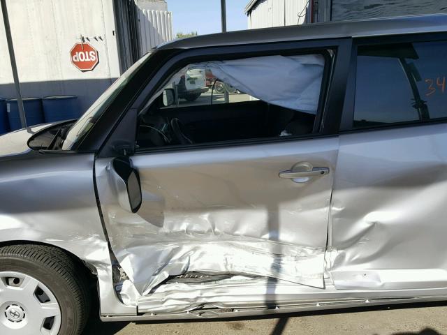 JTLZE4FE0EJ056576 - 2014 TOYOTA SCION XB 银色 照片 9