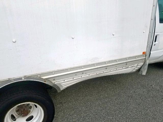 1FDXE45S46DA65531 - 2006 FORD BOX TRUCK WHITE photo 9