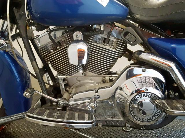 1HD1FSW165Y636718 - 2005 HARLEY-DAVIDSON FLTRI BLUE photo 6