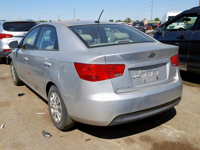 KNAFU4A2XA5880759 - 2010 KIA FORTE EX SILVER photo 3