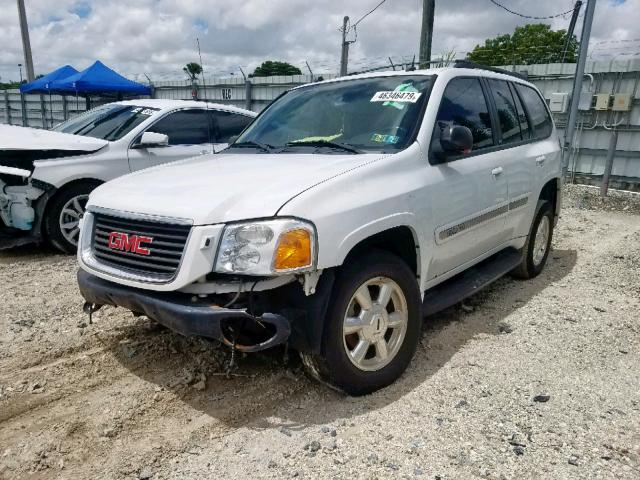 1GKDT13S852381690 - 2005 GMC ENVOY WHITE photo 2