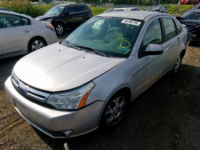 1FAHP36N99W205156 - 2009 FORD FOCUS SES SILVER photo 2