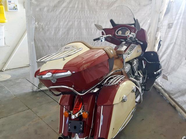 56KTRAAA8G3330858 - 2016 INDIAN MOTORCYCLE CO. ROADMASTER RED photo 4