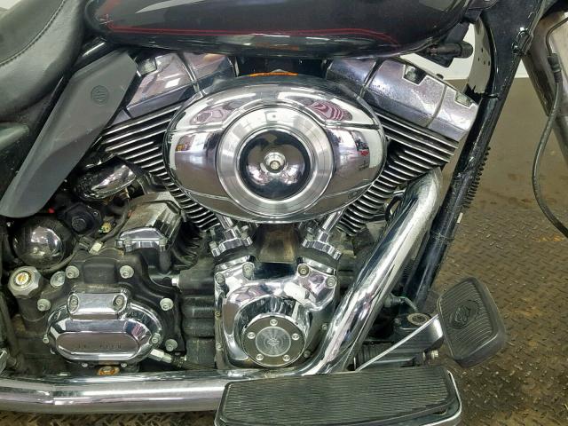 1HD1FC4167Y678348 - 2007 HARLEY-DAVIDSON FLHTCUI CHARCOAL photo 5
