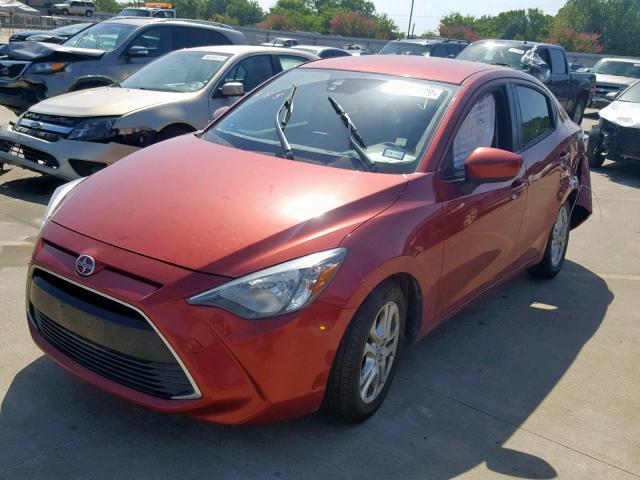 3MYDLBZV3GY107080 - 2016 TOYOTA SCION IA RED photo 2