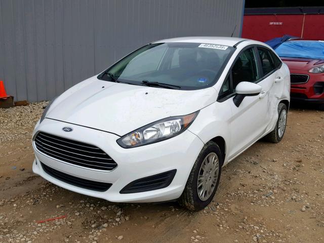 3FADP4AJ2FM175440 - 2015 FORD FIESTA S WHITE photo 2