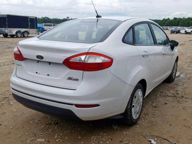 3FADP4AJ2FM175440 - 2015 FORD FIESTA S WHITE photo 4