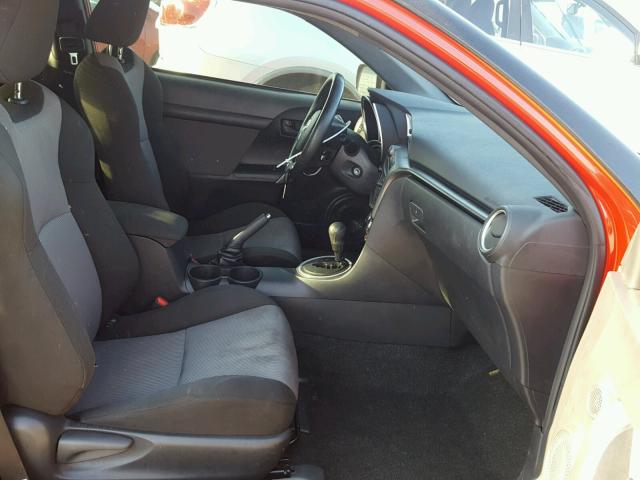 JTKJF5C71E3074471 - 2014 TOYOTA SCION TC RED photo 5