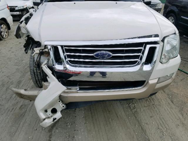 1FMEU64E58UA69561 - 2008 FORD EXPLORER E WHITE photo 7