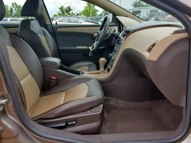 1G1ZE5E74BF263497 - 2011 CHEVROLET MALIBU LTZ ყავისფერი ფოტო 5