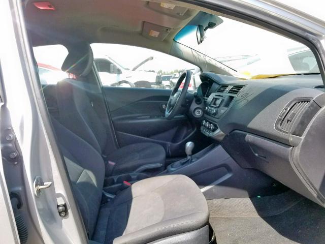 KNADM4A32C6055912 - 2012 KIA RIO LX SILVER photo 5