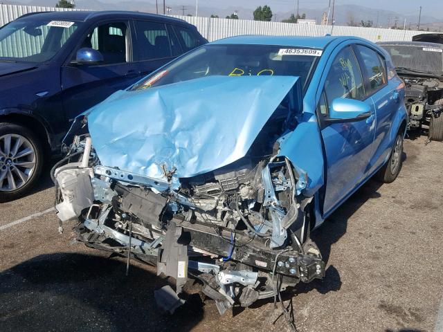 JTDKDTB37G1135633 - 2016 TOYOTA PRIUS C BLUE photo 2