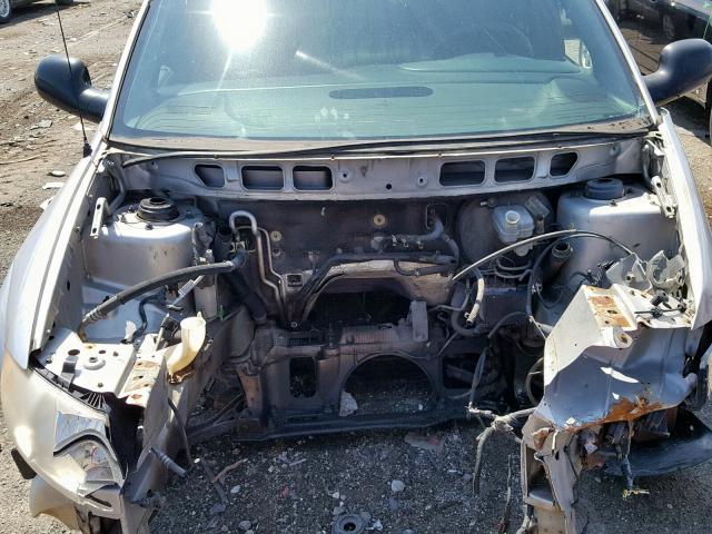 2C4GP44372R640737 - 2002 CHRYSLER TOWN & COU SILVER photo 7