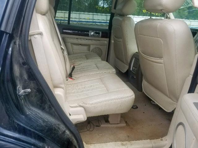5LMFU28R24LJ33000 - 2004 LINCOLN NAVIGATOR BLACK photo 6