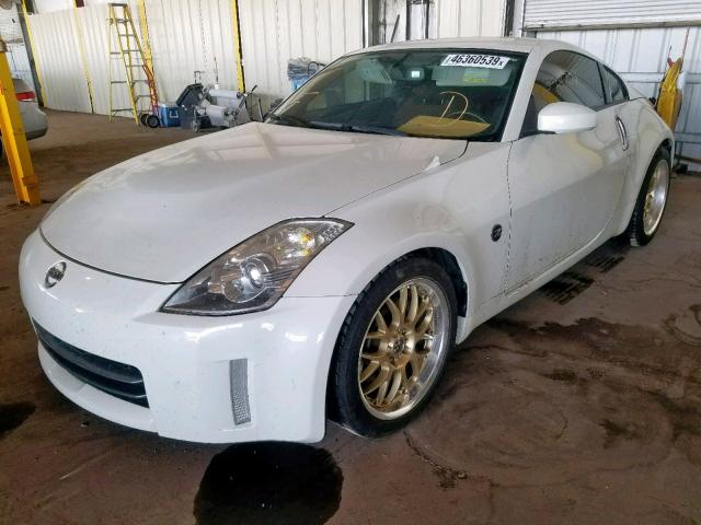 JN1BZ34D58M705882 - 2008 NISSAN 350Z COUPE WHITE photo 2