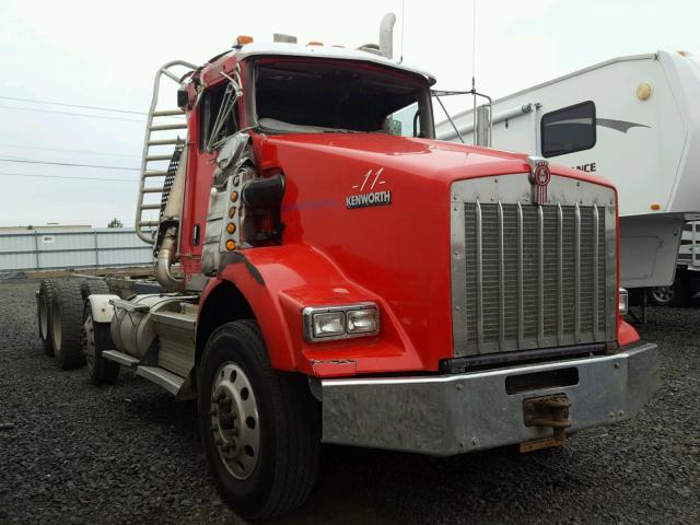 1NKDX4EXX8R209472 - 2008 KENWORTH CONSTRUCTI RED photo 1