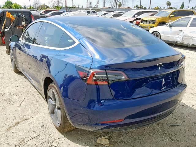 5YJ3E1EBXJF096513 - 2018 TESLA MODEL 3 BLUE photo 3