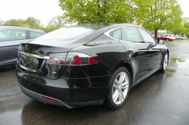 5YJSA1S10EFP35197 - 2014 TESLA MODEL S BLACK photo 3