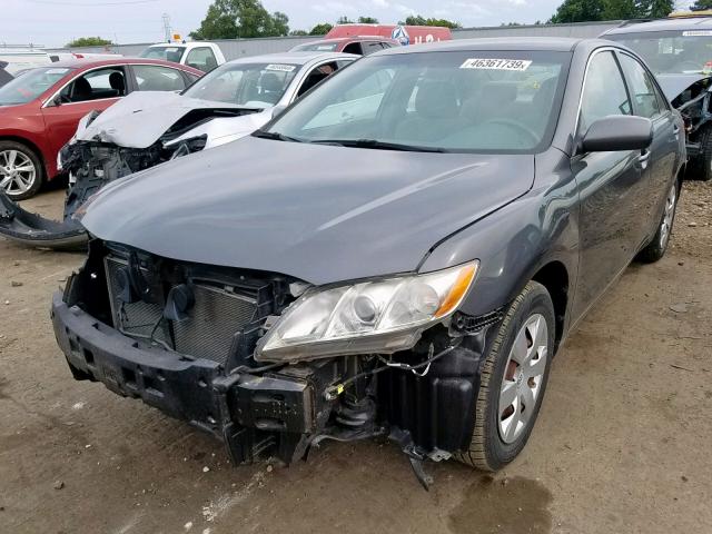 4T4BE46K89R100686 - 2009 TOYOTA CAMRY BASE GRAY photo 2