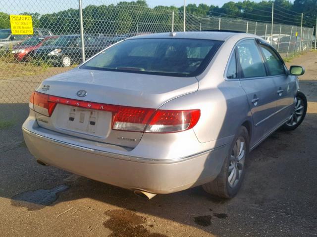 KMHFC46F87A201682 - 2007 HYUNDAI AZERA SE SILVER photo 4