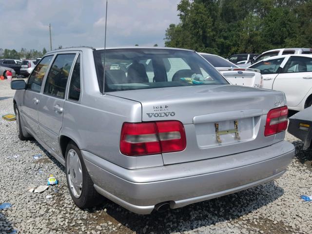 YV1LS55A6X2568915 - 1999 VOLVO S70 SILVER photo 3