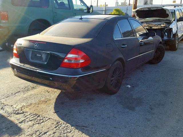 WDBUF65J83A316151 - 2003 MERCEDES-BENZ E 320 BLACK photo 4