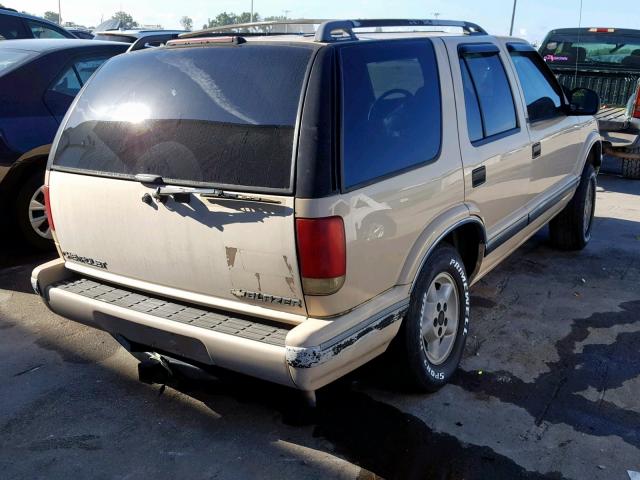 1GNDT13WXS2221134 - 1995 CHEVROLET BLAZER TAN photo 4