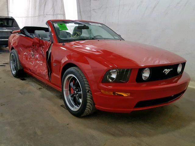 1ZVFT85H155233200 - 2005 FORD MUSTANG GT RED photo 1