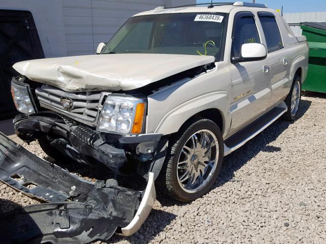 3GYEK63NX2G357186 - 2002 CADILLAC ESCALADE E WHITE photo 2