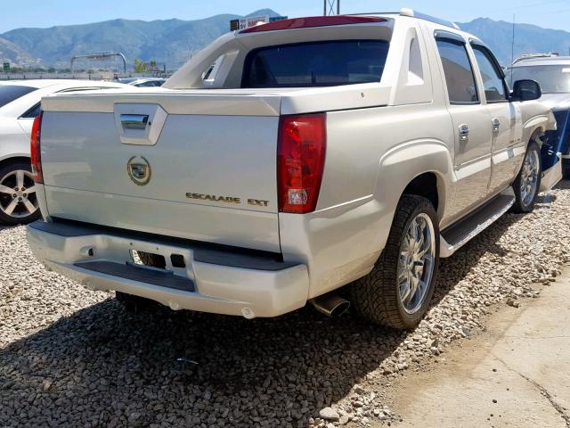 3GYEK63NX2G357186 - 2002 CADILLAC ESCALADE E WHITE photo 4