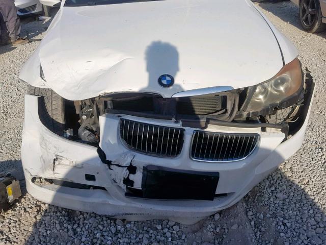 WBAVB335X6KR77570 - 2006 BMW 330 I WHITE photo 9