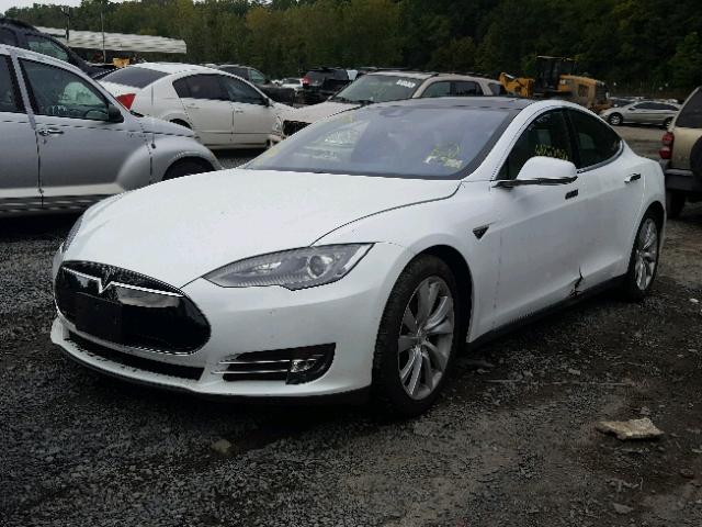 5YJSA1E25FF111871 - 2015 TESLA MODEL S SILVER photo 2