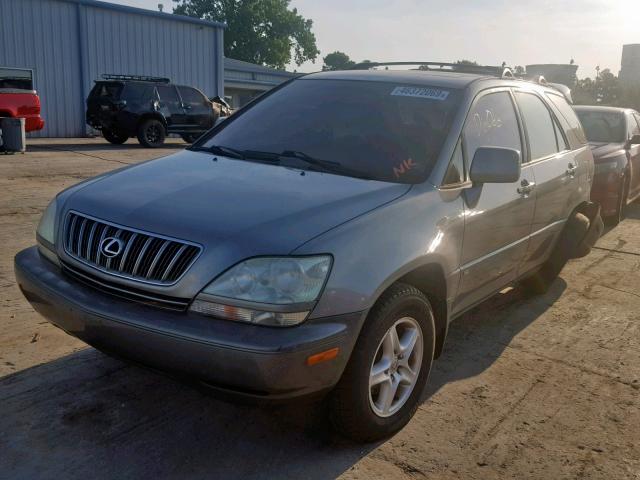 JTJHF10U020262837 - 2002 LEXUS RX 300 BEIGE photo 2