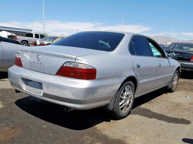 19UUA56663A006134 - 2003 ACURA 3.2TL SILVER photo 4