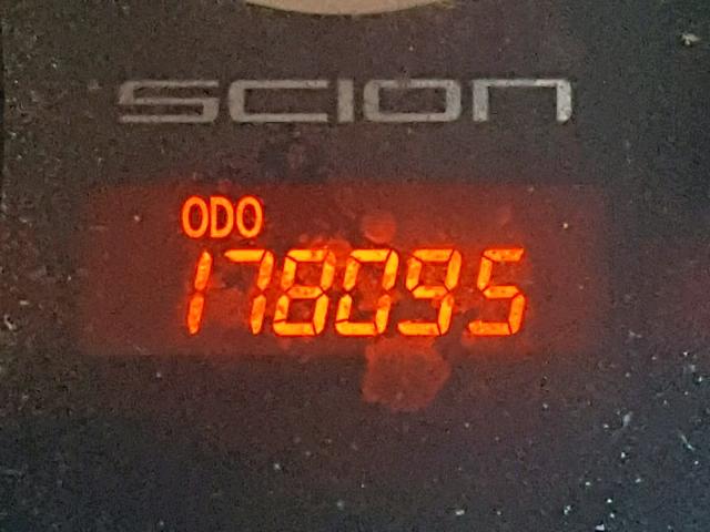 JTKJF5C75C3032673 - 2012 TOYOTA SCION TC ნაცრისფერი ფოტო 8