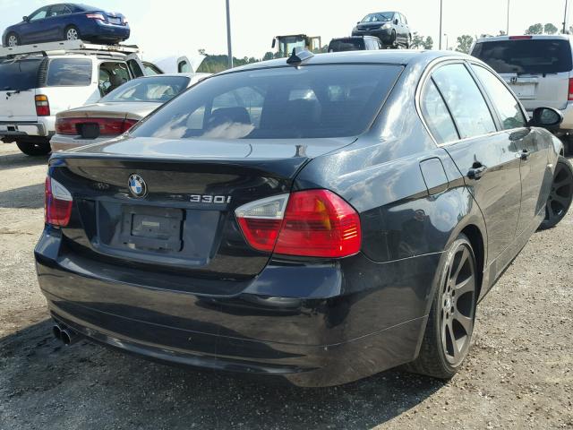 WBAVB33596KS36472 - 2006 BMW 330 I BLACK photo 4