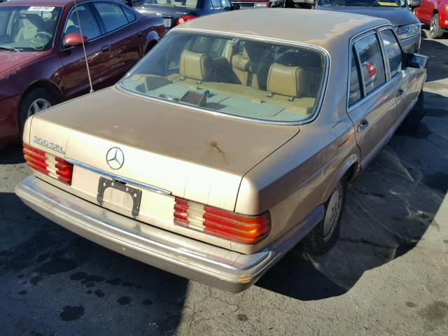 WDBCA25D2JA385749 - 1988 MERCEDES-BENZ 300 SEL GOLD photo 4