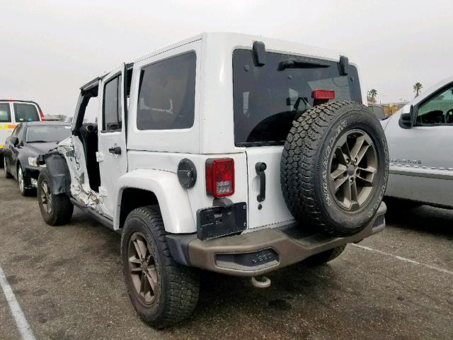 1C4BJWEG4GL288824 - 2016 JEEP WRANGLER U WHITE photo 3