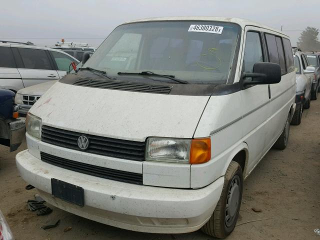 WV2MD0704PH001810 - 1993 VOLKSWAGEN EUROVAN MV WHITE photo 2