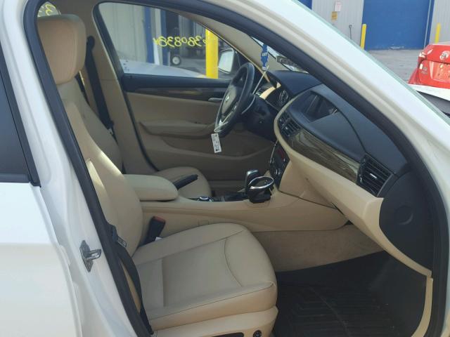 WBAVM5C51DVV89287 - 2013 BMW X1 XDRIVE3 أبيض صورة 5