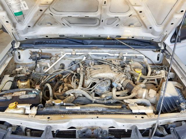 5N1ED28Y83C665064 - 2003 NISSAN XTERRA XE SILVER photo 7