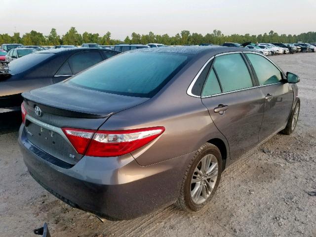 4T1BF1FK8HU762076 - 2017 TOYOTA CAMRY LE SILVER photo 4