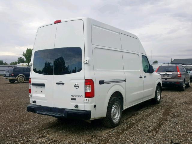 1N6BF0LY6FN801940 - 2015 NISSAN NV 2500 WHITE photo 4