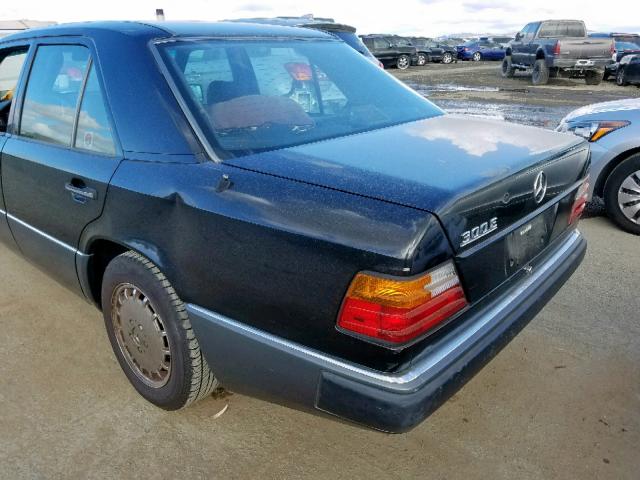 WDBEA30D1NB591554 - 1992 MERCEDES-BENZ 300 E BLACK photo 9