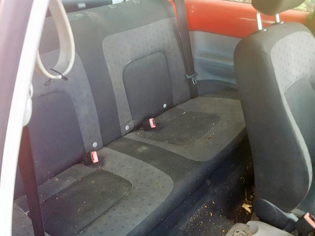 3VWBK21C62M408376 - 2002 VOLKSWAGEN NEW BEETLE შავი ფოტო 6