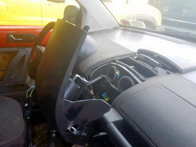 3VWBK21C62M408376 - 2002 VOLKSWAGEN NEW BEETLE შავი ფოტო 9