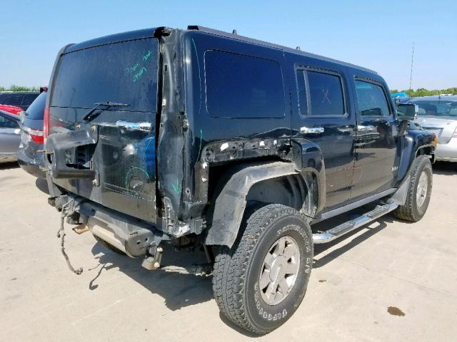 5GTDN136668143949 - 2006 HUMMER H3 BLACK photo 4