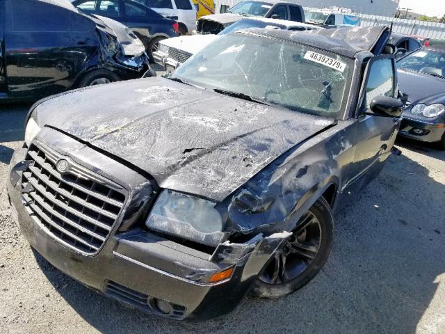 2C3AA53G75H588283 - 2005 CHRYSLER 300 TOURIN BLACK photo 2