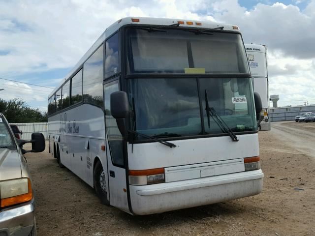 YE2TC62B0W2043570 - 1998 VAN HOOL T2100 WHITE photo 1