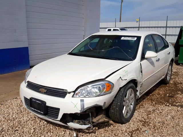 2G1WU58R779101026 - 2007 CHEVROLET IMPALA LTZ WHITE photo 2